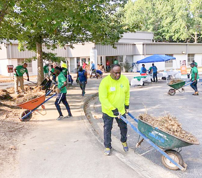Browns Mill Rec Center Gets Exterior Facelift Thanks to Staff, 60 Volunteers